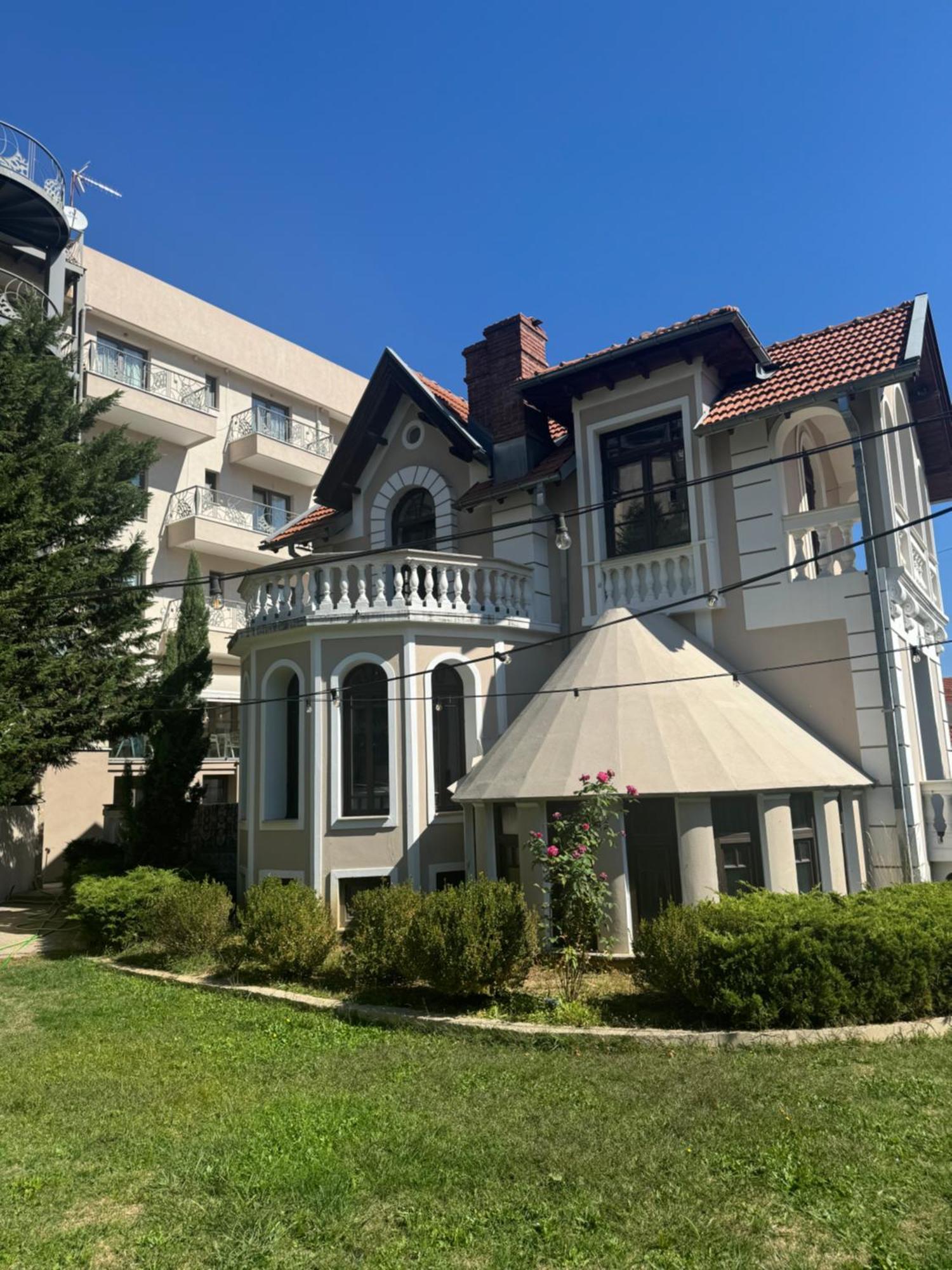 Emerald Suites Florina Exterior foto